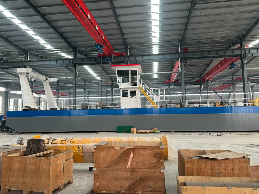 20-Inch Cutter Suction Dredger Qingzhou